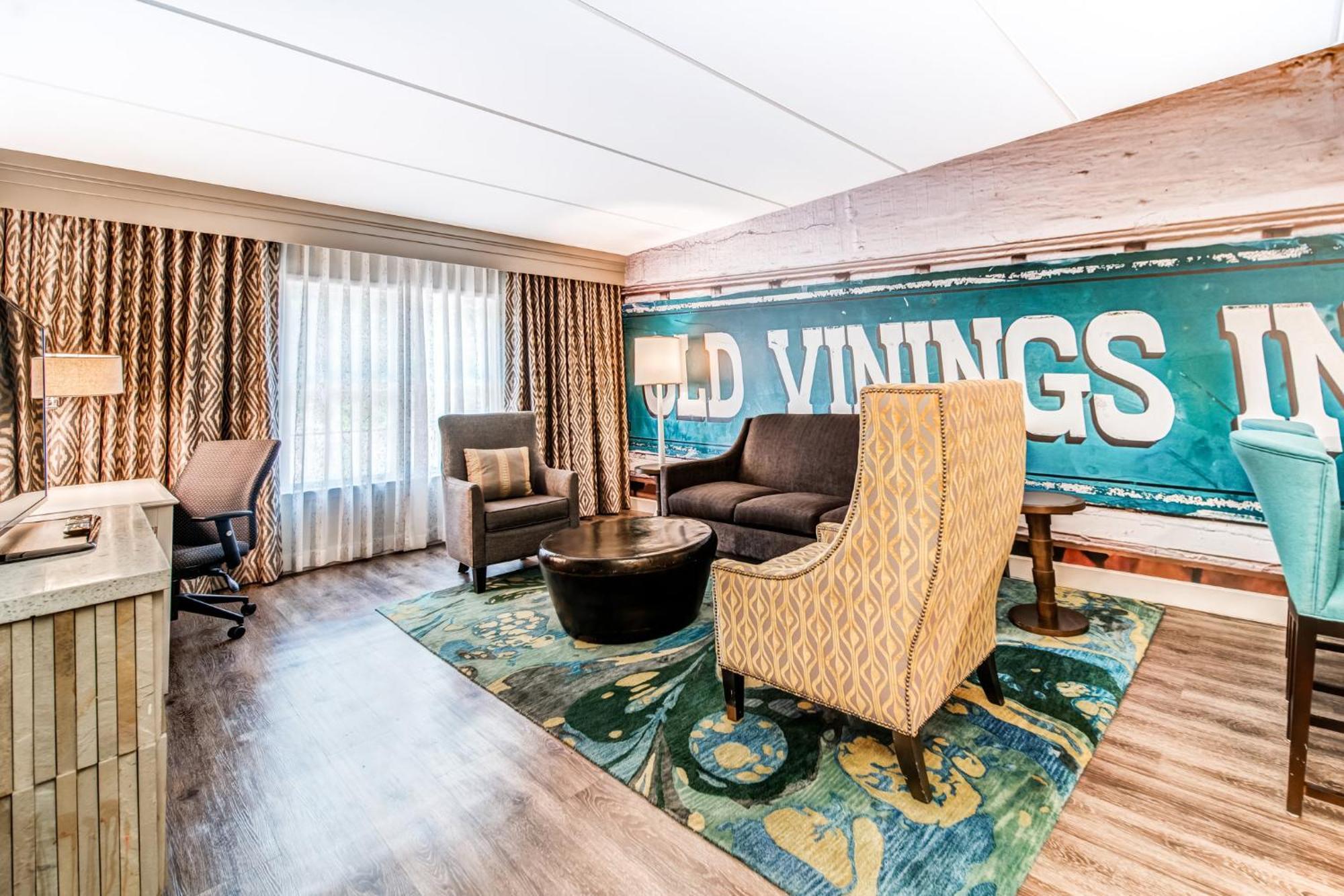 Hotel Indigo Atlanta Vinings By Ihg Smyrna Extérieur photo