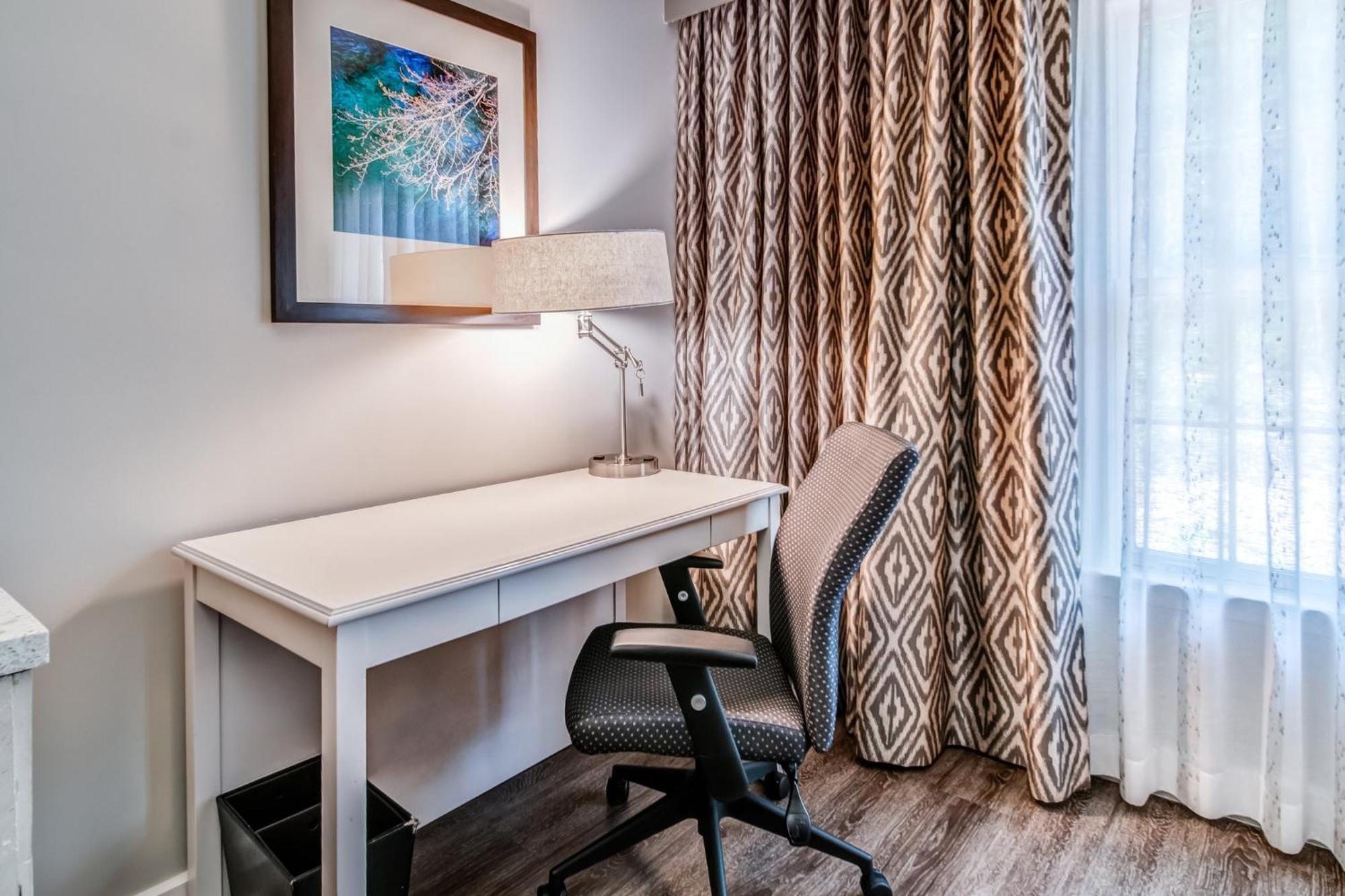 Hotel Indigo Atlanta Vinings By Ihg Smyrna Extérieur photo