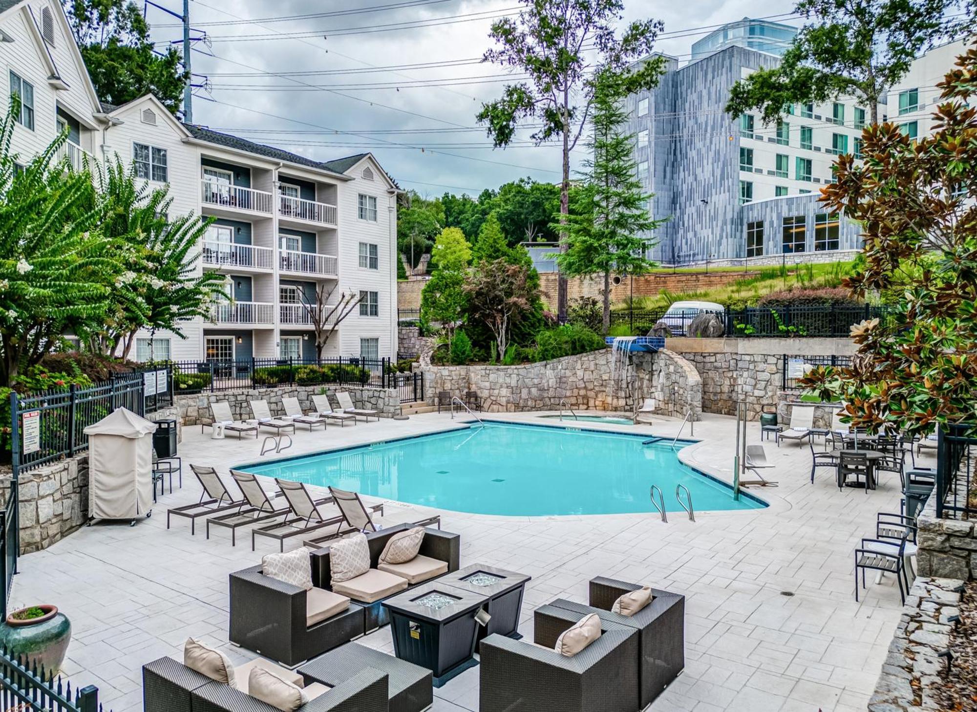 Hotel Indigo Atlanta Vinings By Ihg Smyrna Extérieur photo